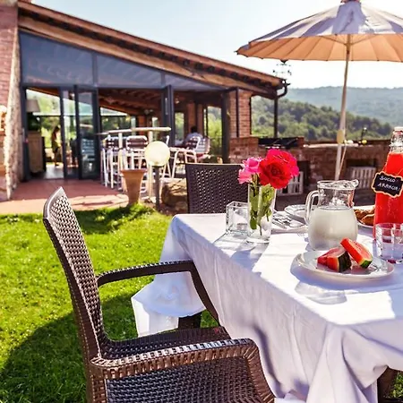 Resort Agriturismo & Cantina Tenuta Casteani 3*