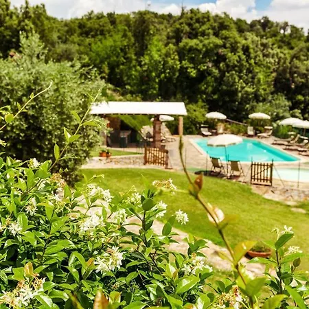 Resort Agriturismo & Cantina Tenuta Casteani 3*