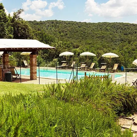 Resort Agriturismo & Cantina Tenuta Casteani